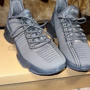 Steve Madden Maxxximo Sneakers